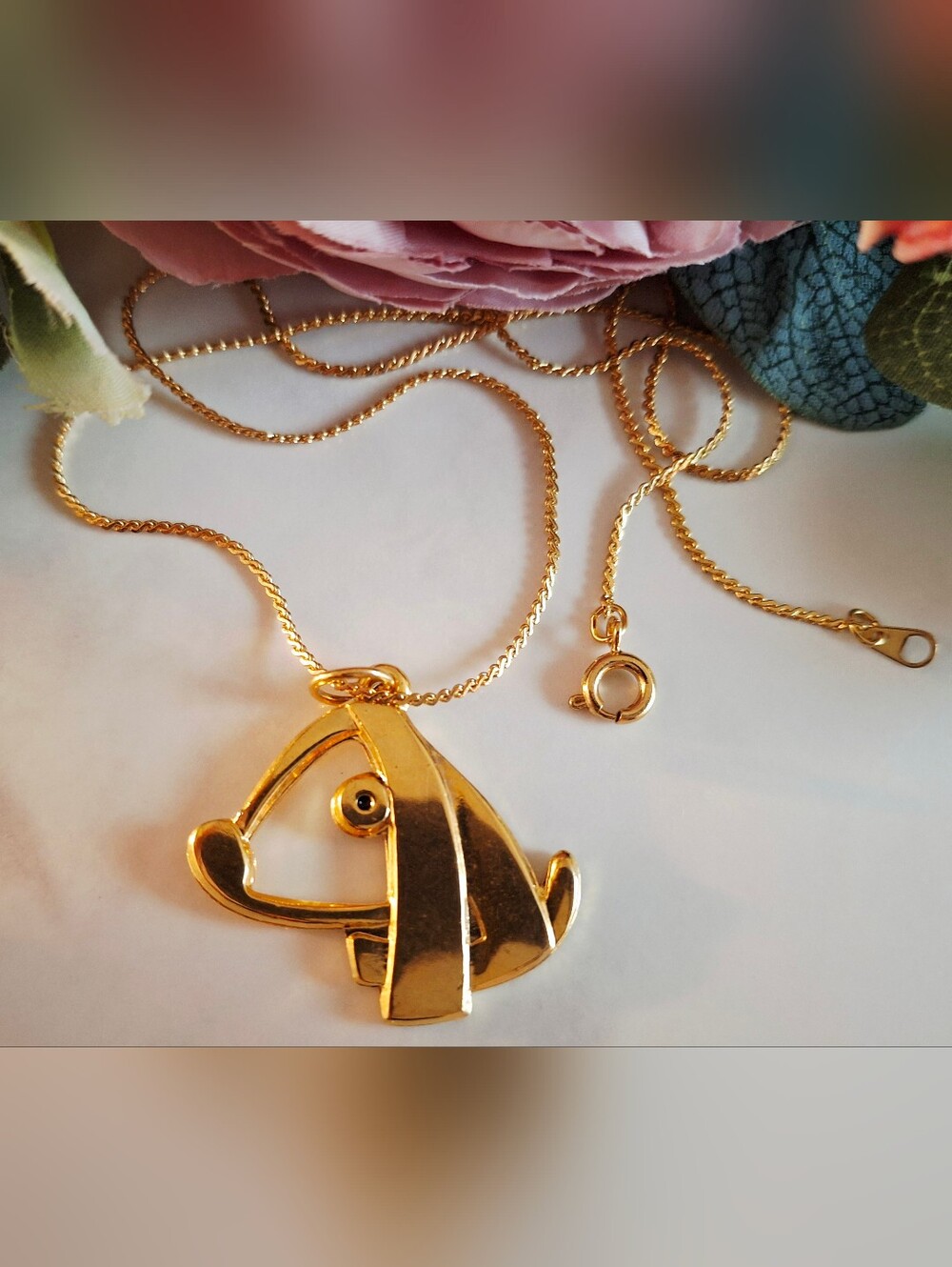 Vintage 80s ✨️🐠Little Gold Fish Necklace